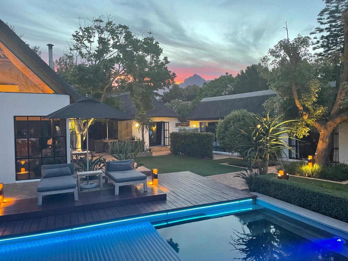 Garden Retreat Guest house *